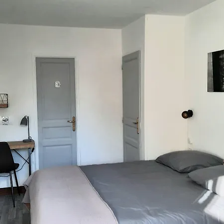 Chez Isa Et Dens 3*